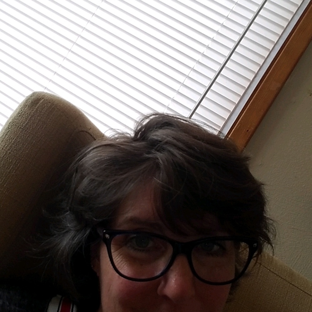Meet your Posher, Denise